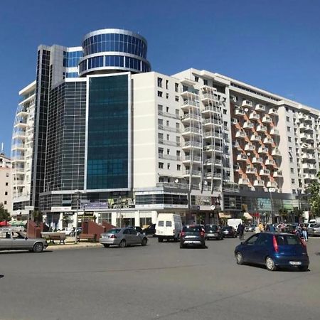 Sky 2 Apartment City Center Szkodra Zewnętrze zdjęcie