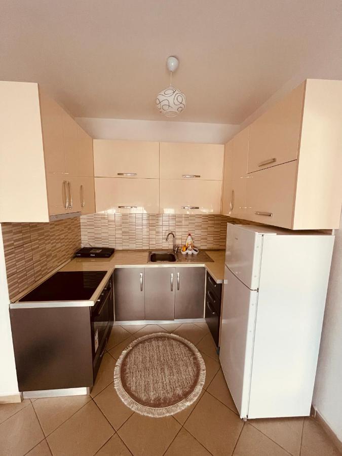 Sky 2 Apartment City Center Szkodra Zewnętrze zdjęcie